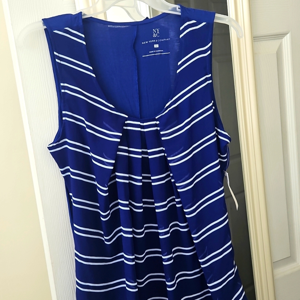 NWT NY&Co Sleeveless Top